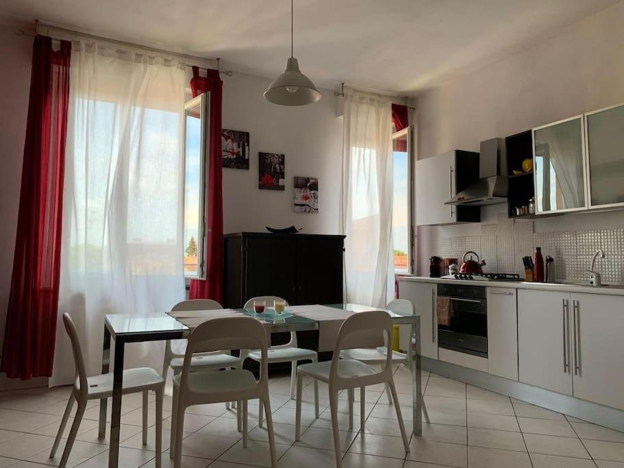 Appartamento Incantevole A Πάρμα Εξωτερικό φωτογραφία
